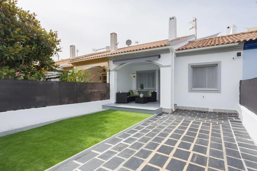 Mediterranean Breeze Beach House إل فيرغير المظهر الخارجي الصورة