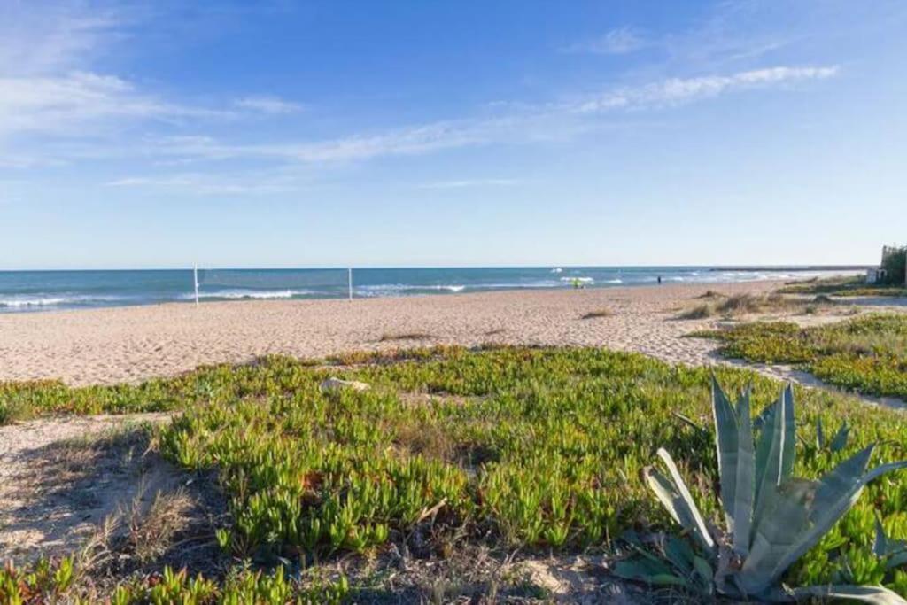 Mediterranean Breeze Beach House إل فيرغير المظهر الخارجي الصورة